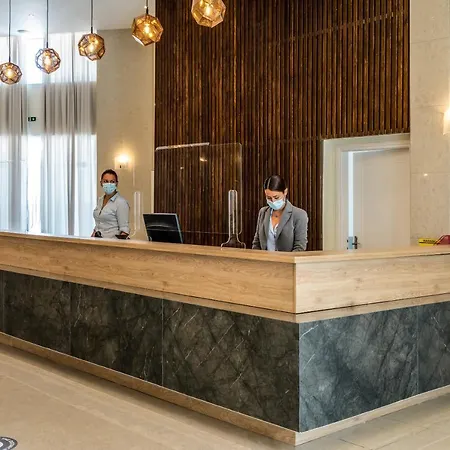 Continental Apartment *