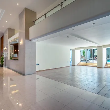 Continental Apartment *